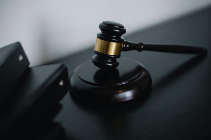 close up photo of wooden gavel