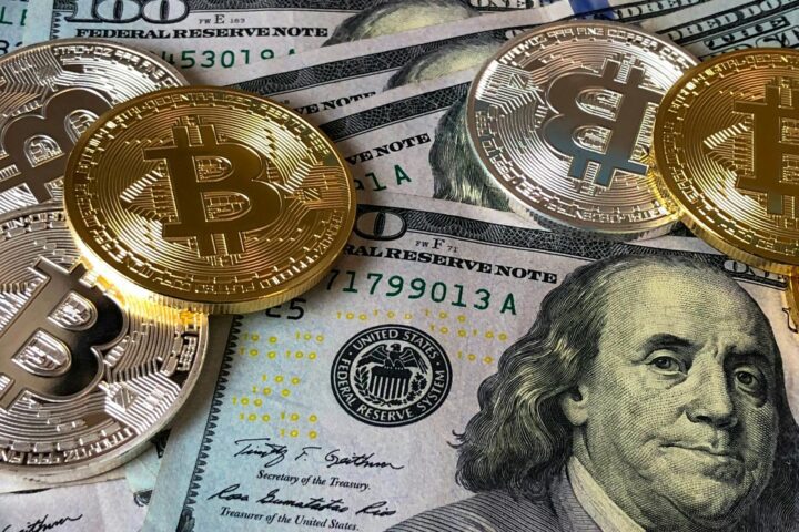 bitcoins and u s dollar bills